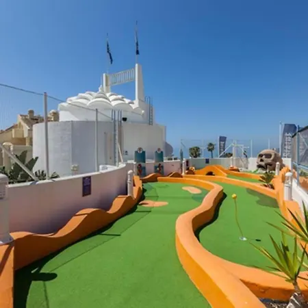Διαμέρισμα Benal Ii, Estudio Con Parque Acuatico Y Vistas Al Mar. *