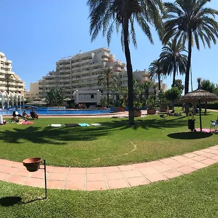 Benal Ii, Estudio Con Parque Acuatico Y Vistas Al Mar.