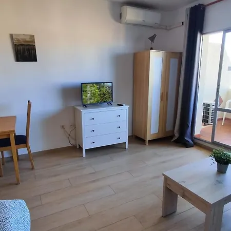 Benal Ii, Estudio Con Parque Acuatico Y Vistas Al Mar. Apartment *