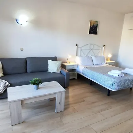 Benal Ii, Estudio Con Parque Acuatico Y Vistas Al Mar. Apartment Benalmadena